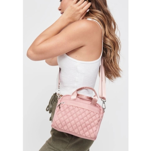 #427 SALE 🛑45  Chic & Trendy Rejoice Quilted Crossbody - Picture 10 of 14